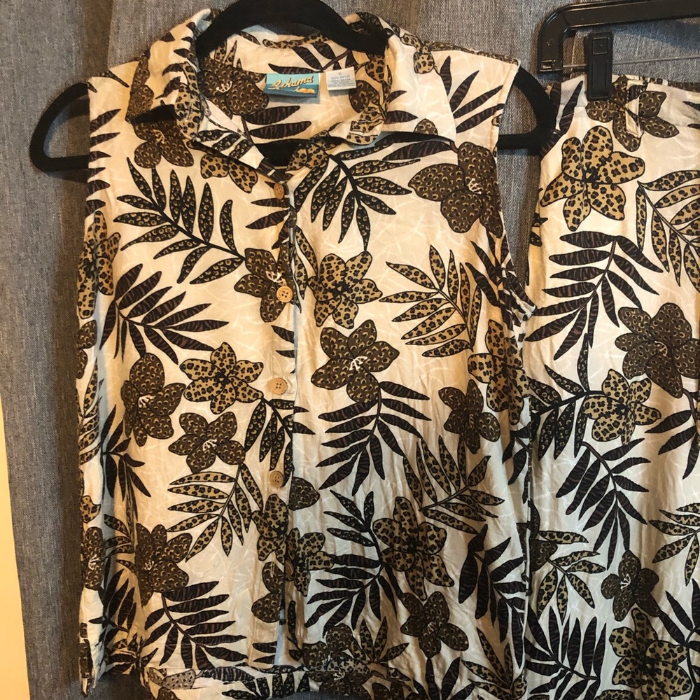 Women’s spring rayon Y2k bohemian beachy tropical vacation two piece lounge set - Picture 2 of 13